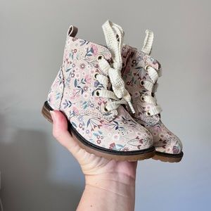Cat & Jack 7C Floral Boots